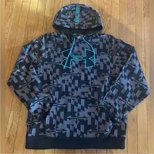 Under Armour hoodie with a striking geometric design. Mens size XL LOOSE .
